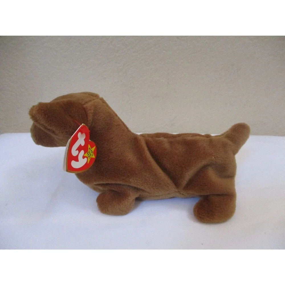 Ty Beanie Baby Weenie the Red Dachshund 4th Gen. Hang Tag 3rd Gen. Tush Tag
